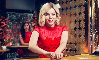 Hệ thống báo cáo chi tiết